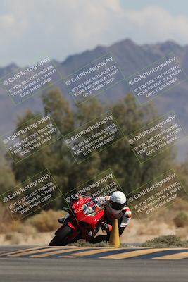 media/Oct-13-2025-Moto Forza (Mon) [[a66d839500]]/2-A Group/Session 4 Turn 7/